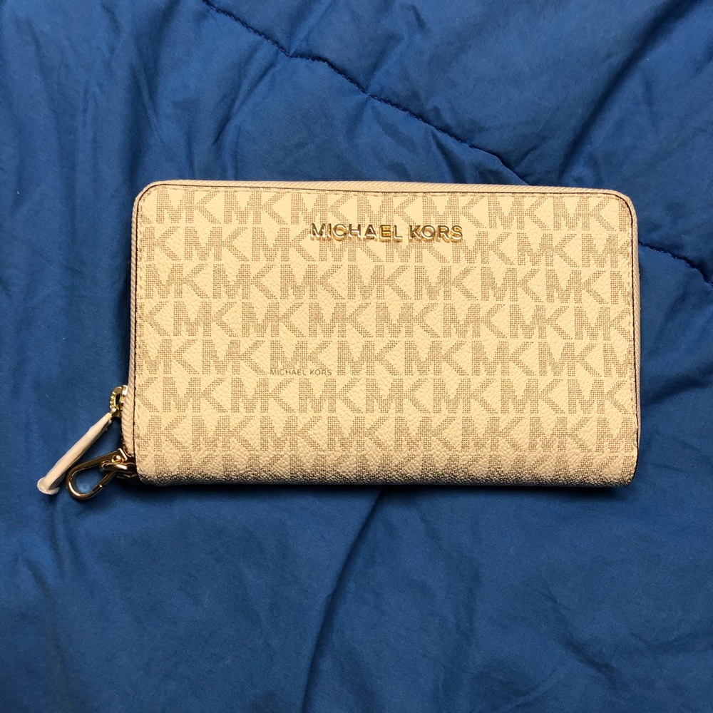 Michael Kors Phone Case/Wallet